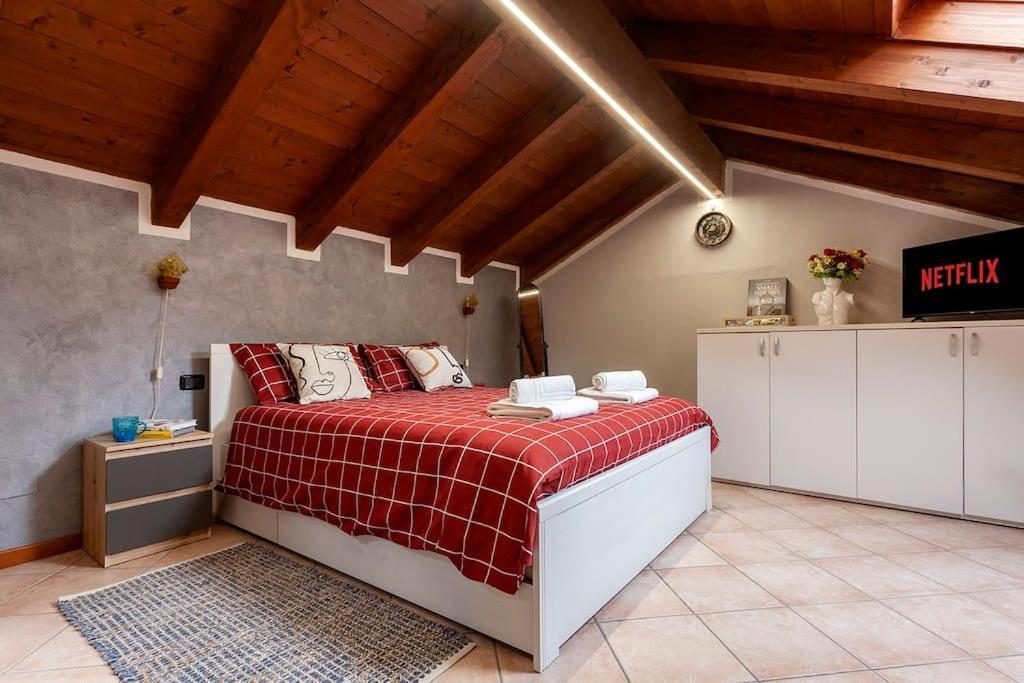 Alex Haus Somma Lombardo Exterior foto