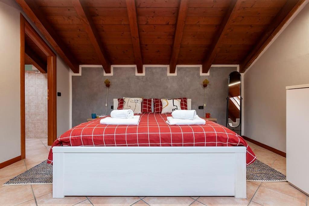 Alex Haus Somma Lombardo Exterior foto