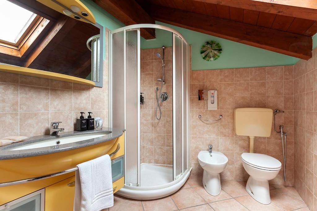 Alex Haus Somma Lombardo Exterior foto